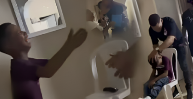 Tenía 2 años sin ver a su padre