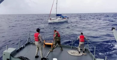 Velero en alta Mar