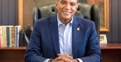 Senador de Espaillat Carlos Gómez utilizó el dinero del fondo social para propaganda política