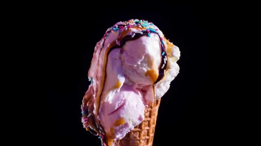 Científicos hallan método para evitar que el helado se derrita