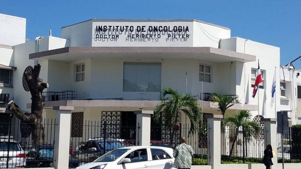 Pacientes que acuden al Oncológico Heriberto Pieter denuncian ola de atracos