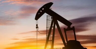 El petróleo de Texas baja un 0,04 % en una jornada sin apenas movimiento