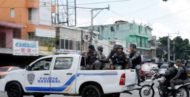 Ultiman presunto delincuente tras supuestamente enfrentar agentes policiales
