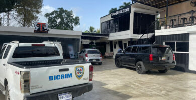 Desaprensivos penetran a car wash de Santiago y roban más de 70 mil pesos en efectivo E