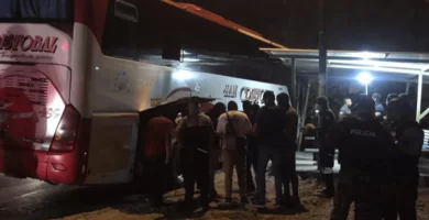 Asesinan cinco miembros  de una familia en autobús interprovincial en Ecuador