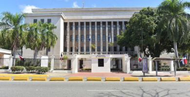 Entregan al Poder Ejecutivo propuesta de modificación de la Ley Orgánica de Educación