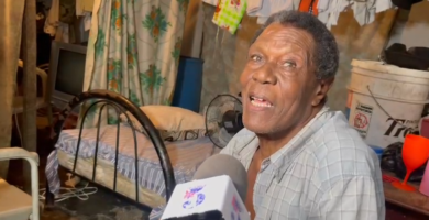 Hombre discapacitado pide ayuda para poder reconstruir su vivienda