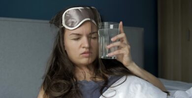 Claves para aliviar la resaca y sentirse mejor
