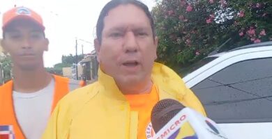 Defensa Civil monitorea casas anegadas debido a fuertes lluvias en Cotuí