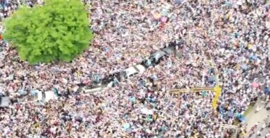 Multitudinario cierre de campaña de la oposición en Venezuela
