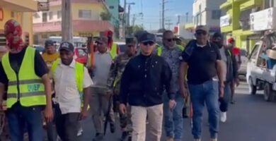 Alcaldía del DN cierra metaleras ilegales y recupera espacios en Villa Consuelo