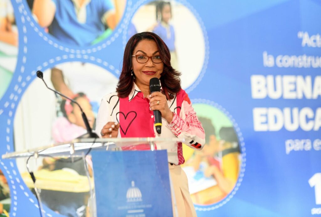 Minerd reafirma su compromiso con la educación inclusiva para el nuevo año escolar