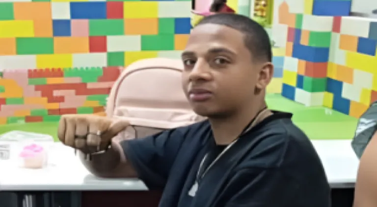 Justin Contreras Mercado