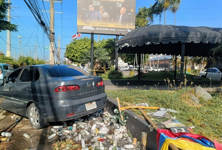 La imagen tiene un atributo ALT vacío; su nombre de archivo es Jet-Setwt43.png